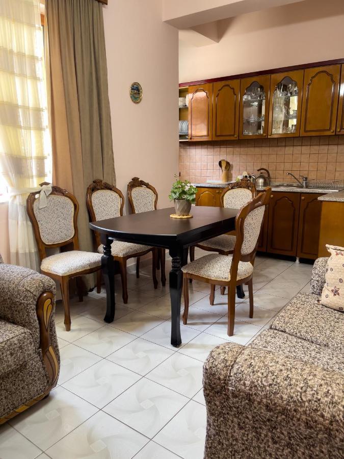 White Villa Берат Екстер'єр фото